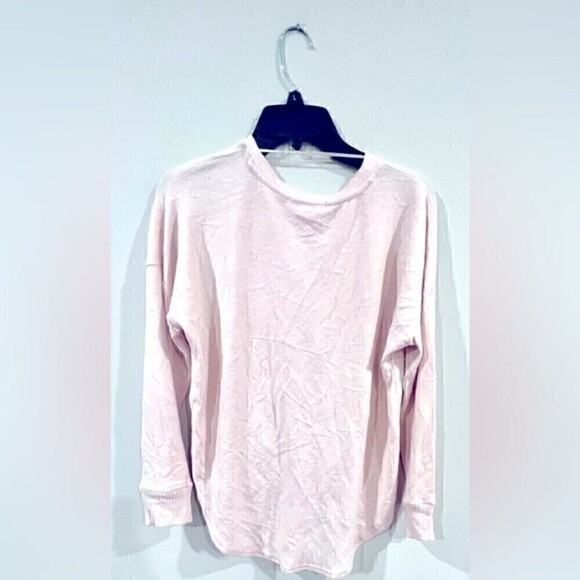 Hippie Rose Twist-Front HIPPIE ROSEJuniors' Button-Front V-Neck Top XS, M - Picture 4 of 5